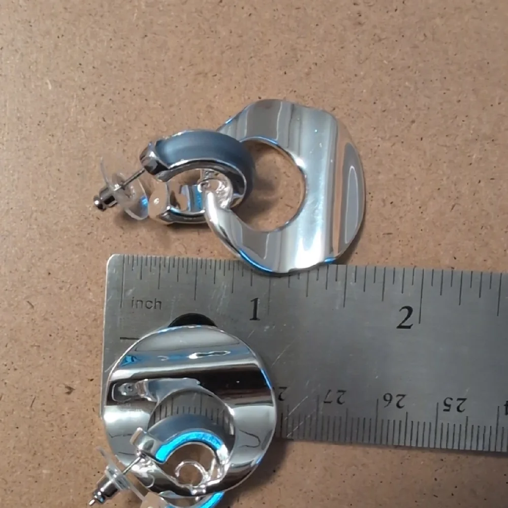 Nordstrom Shiny Silver Sculpted Hoop Drop Earrings